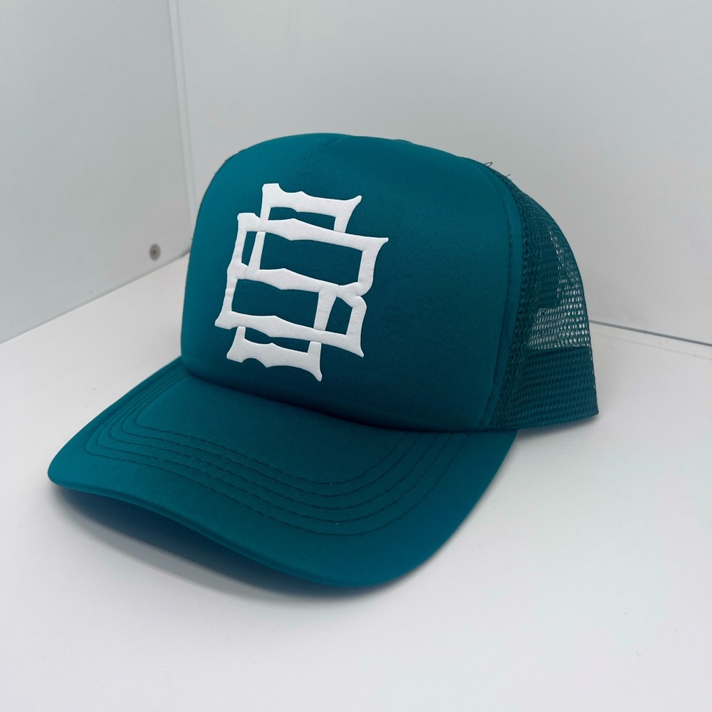 Bossiano Foam Trucker ✈️ FREE SHIPPING